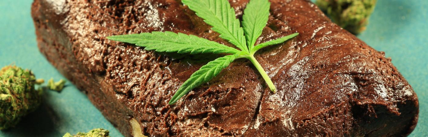 brownie with marijuana leaf