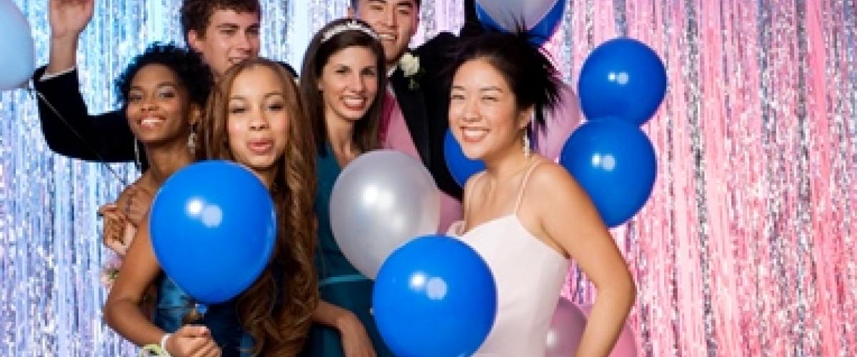 teens at dance
